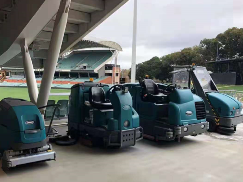 工廠洗地機(jī)應(yīng)該怎樣選擇？