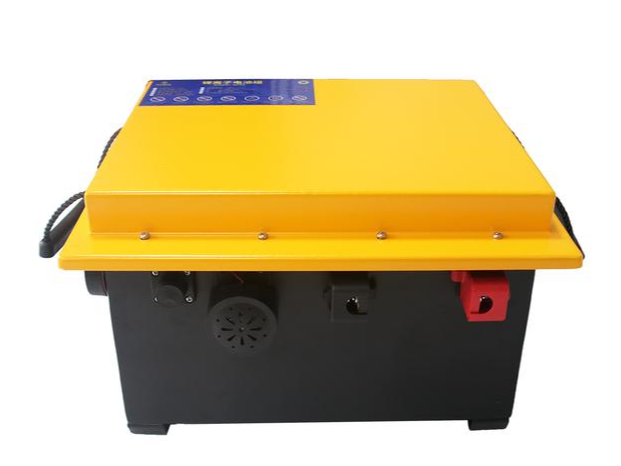 為什么物業(yè)保潔公司越來(lái)越多的選擇鋰電洗地機(jī)？