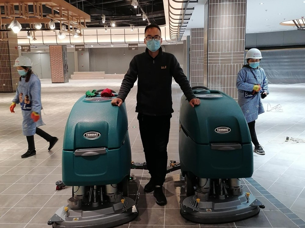 商業(yè)洗地機(jī)哪個(gè)牌子好？