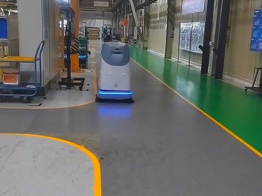 科技館里的清潔新勢力：坦力智能清潔機(jī)器人