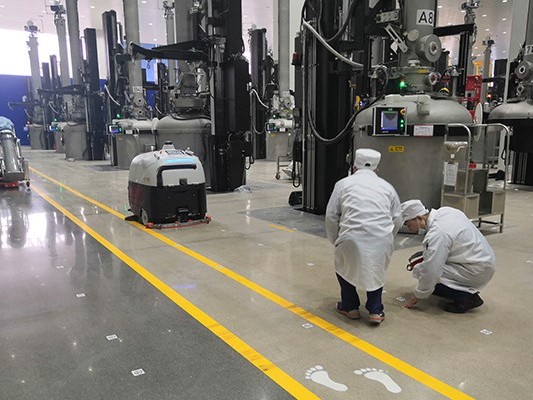 有了坦力工業(yè)無(wú)人掃地機(jī)器人，招工難？清潔難？不存在