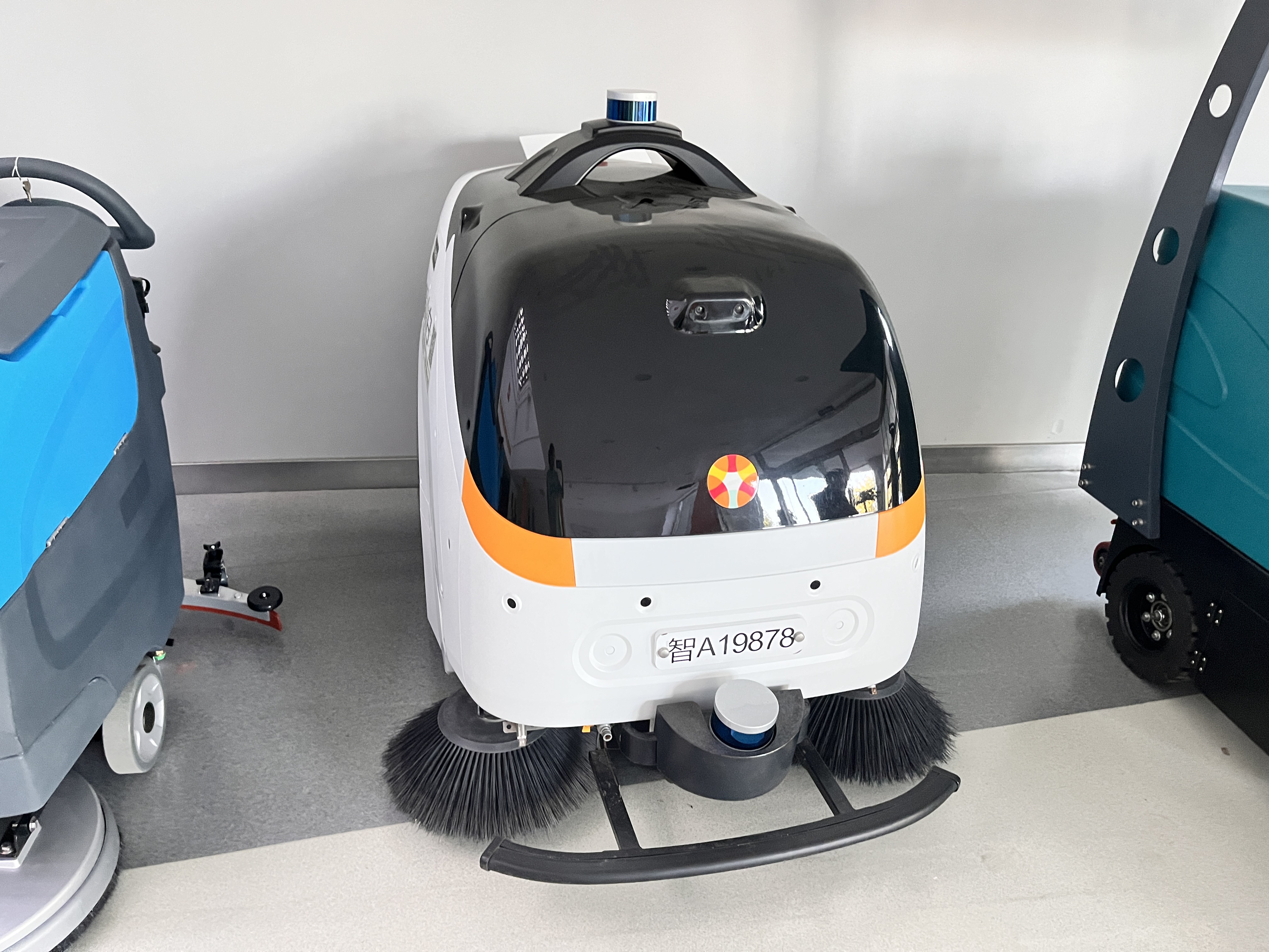 你所不知道的智能無(wú)人洗地車優(yōu)點(diǎn)（二）