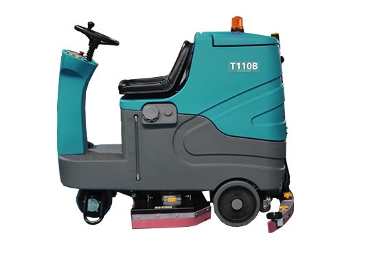 洗地效率大翻身！坦力工業(yè)駕駛洗地機(jī)立下汗馬功勞