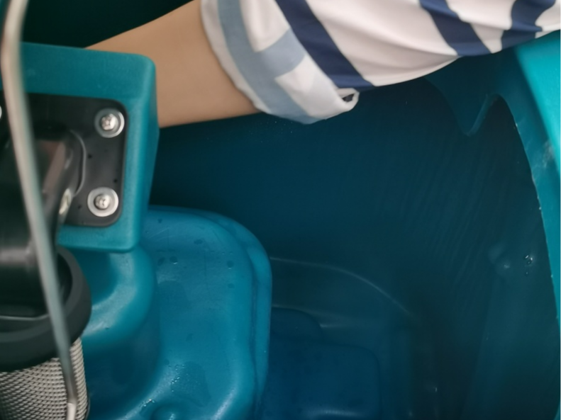 洗地機(jī)污水箱如何清洗？