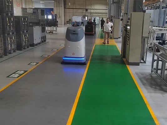 坦力無(wú)人駕駛洗地機(jī)器人：賦能河南酒店，破國(guó)慶保潔難題