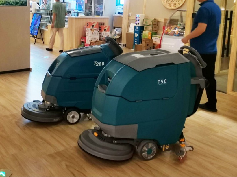 選擇工業(yè)洗地機(jī)，價(jià)格因素應(yīng)該如何參考？